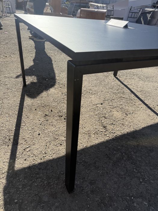 Masa conferinta birou 140x140 cm cu sistem cabluri