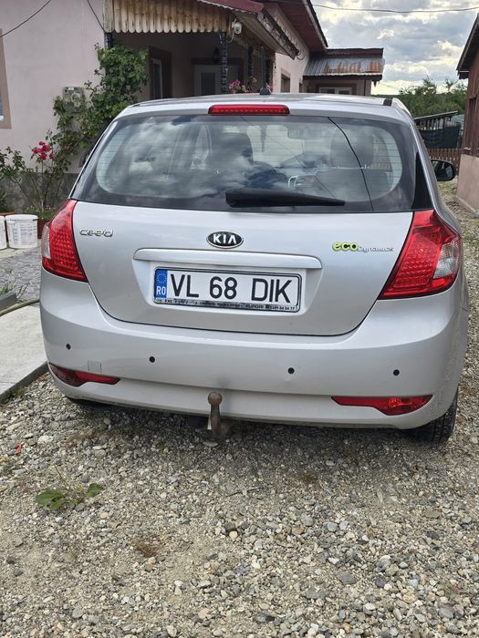 KIA ceed 2009.  .