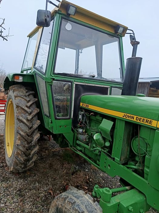 Vând tractor John Deere