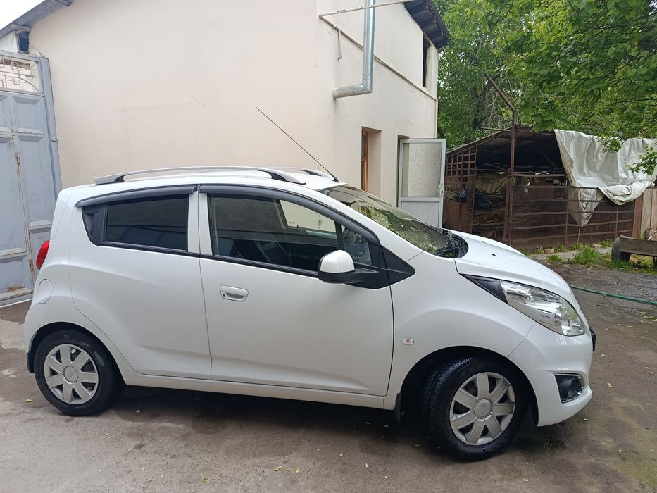 Chevrolet Spark 2022 — 3