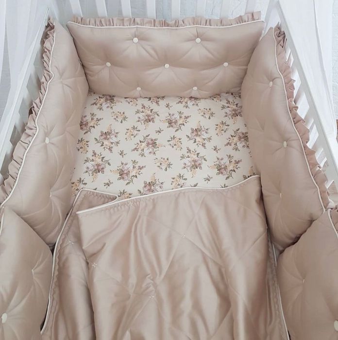 Продам качественные бортики для детской кроватки