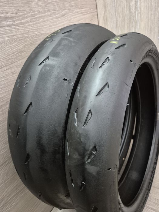 Set anvelope moto 120 70 17 cu 190 55 17 Michelin power Cup 2 dot 2023