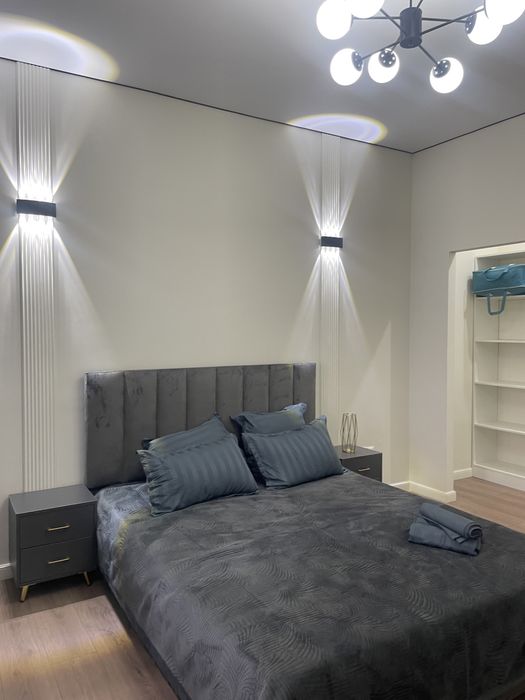 Сдам посуточно 2к-студию в ЖК Домино