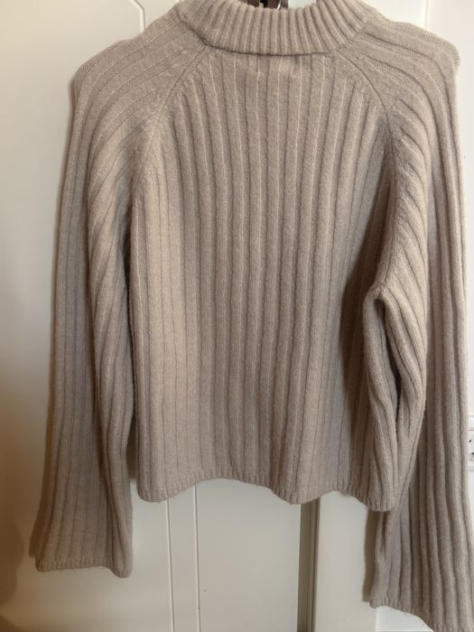 Pulover tricotat,bej
