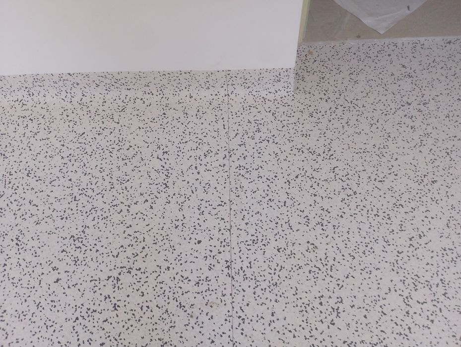 Tarkett !Servicii montaj covor PVC linoleum antibacterian tapet ,sape