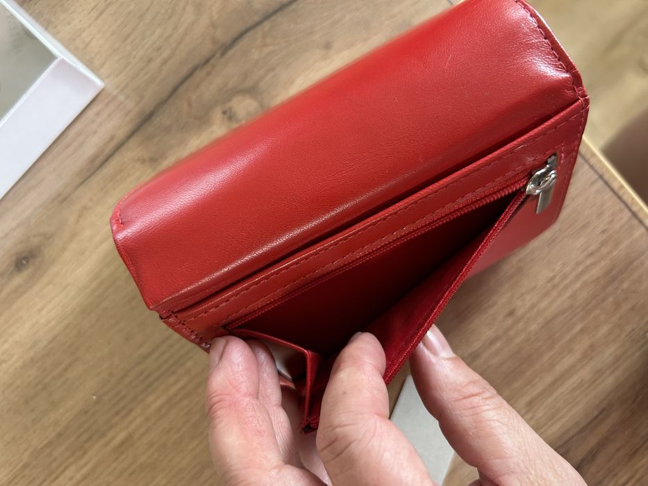 Дамски портфейл Betlewski