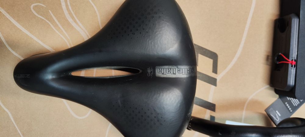 Вело части - седалки кормило лапи