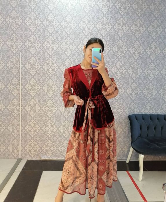 Платье с жакетом