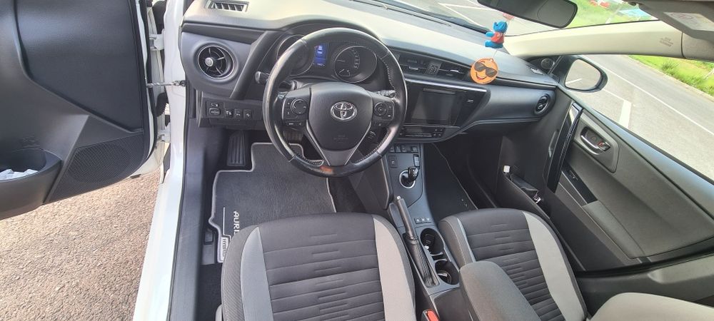 TOYOTA Auris 2017 — imagine 3