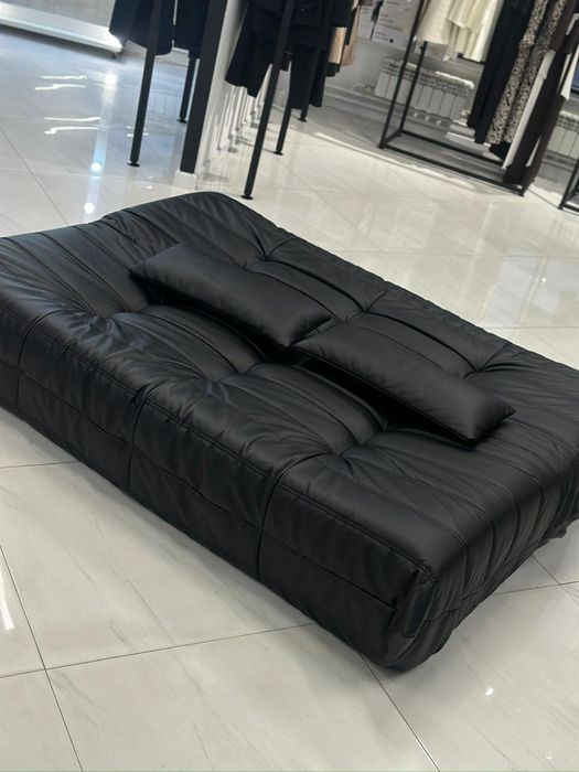 Продам диван из экокожи