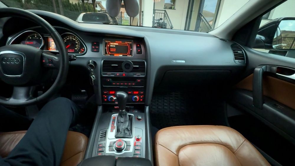Vand AudiI Q7 7 Locuri