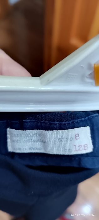 Шорты на девочку  8 лет рост 128 см.