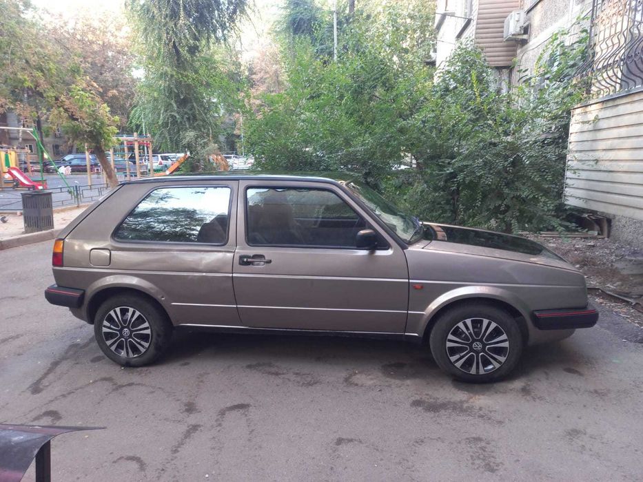 Продам Golf 2 .1.6