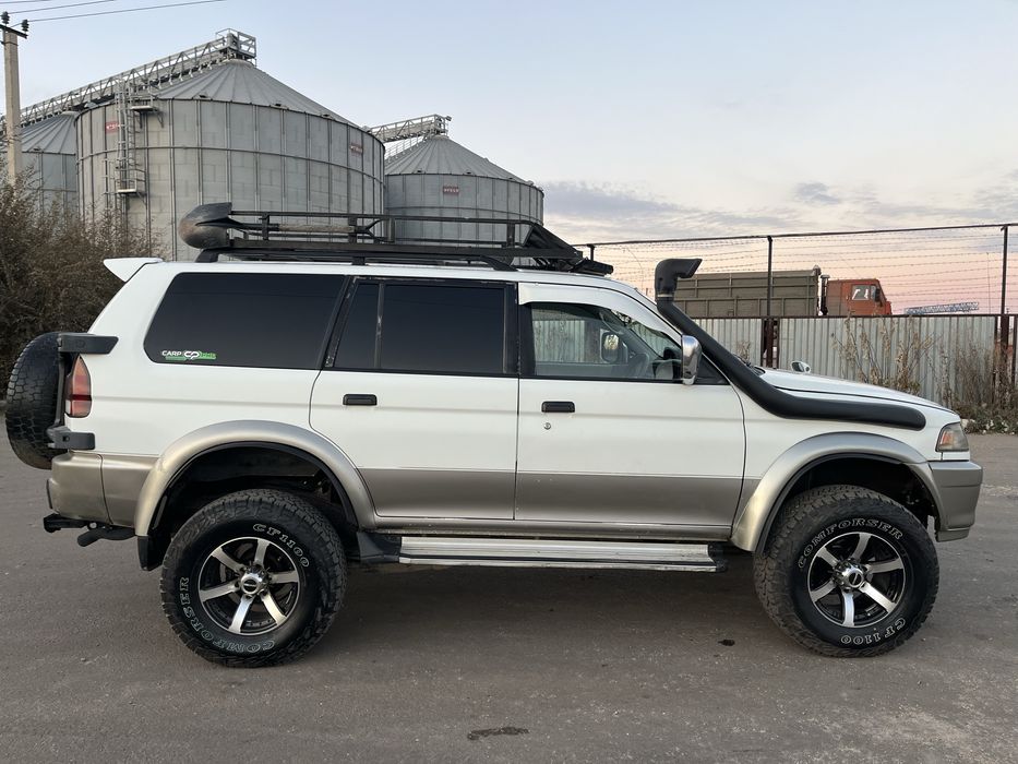 Митсубиси Челенджер