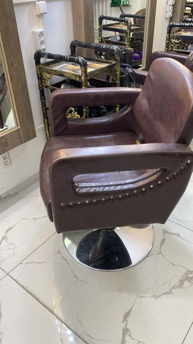 Кресло для парикмахера