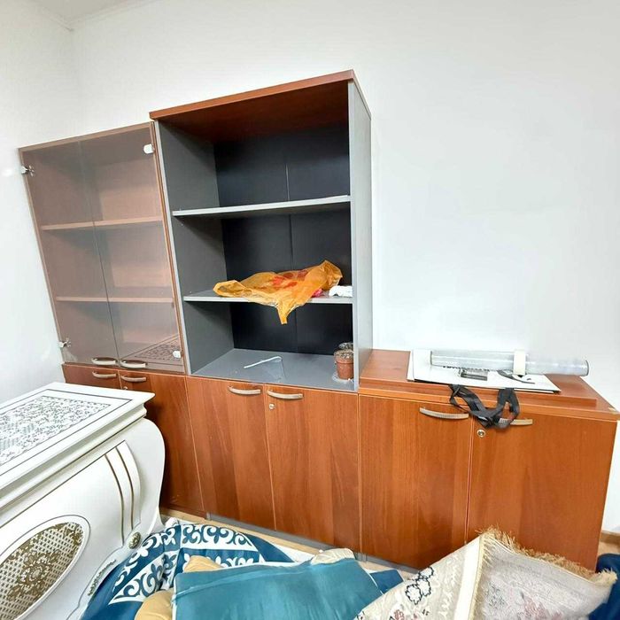 Рабочий стол, тумба, шкаф