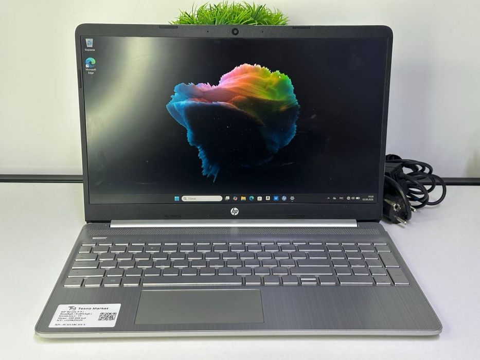 HP laptop Ryzen 5-5 |