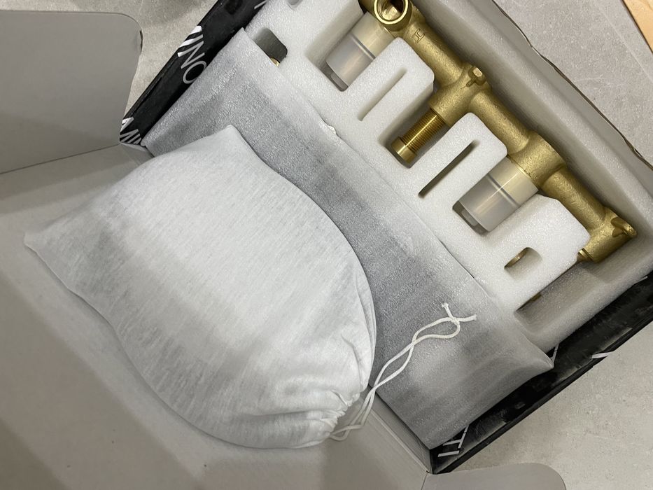 Новый Смеситель для ванны с душем