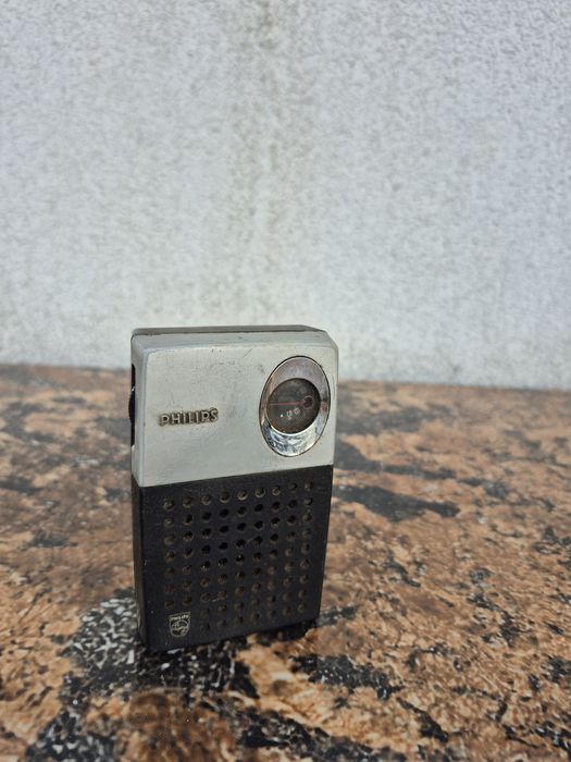 Vând Radio marca Philips model portabil,made in Holland