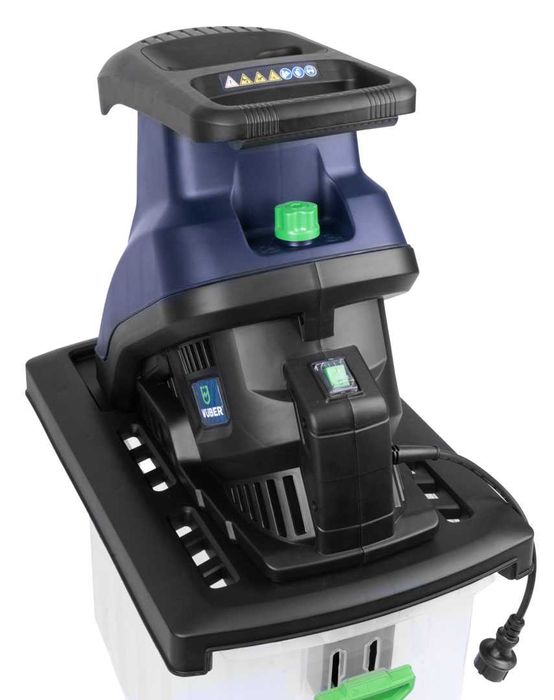 Tocator crengi si resturi vegetale Wuber, 3000W