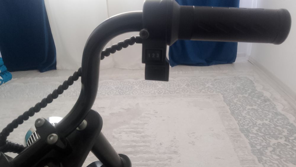 Электро мопед     .