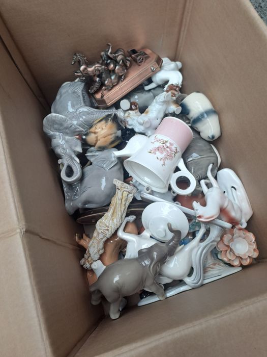 Bibelouri vechi de la bunica