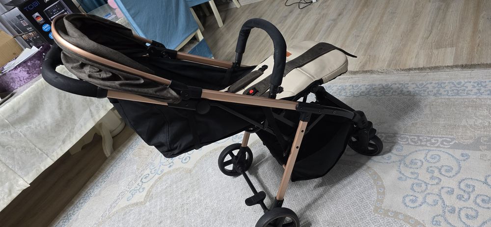 Детский коляска.