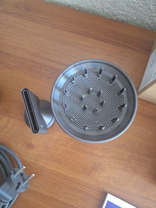 Сешоар Dyson Supersonic HD07