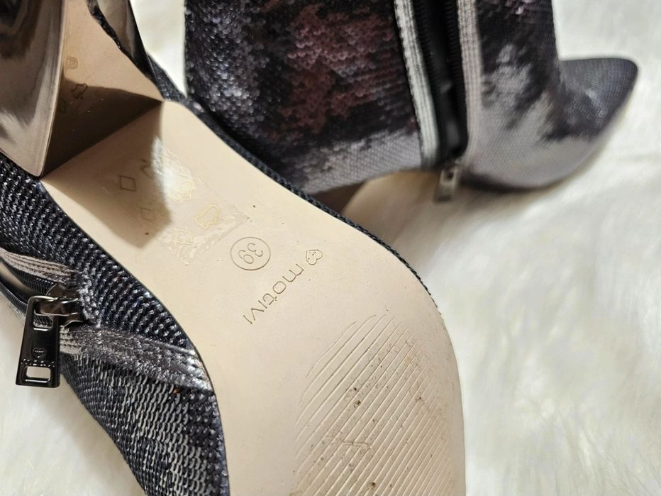Cizme argintii concert festival