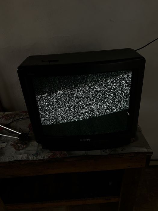 Продам sony телевизор