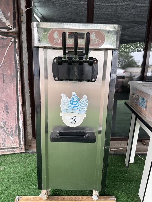 Срочно продам мороженое аппарат
