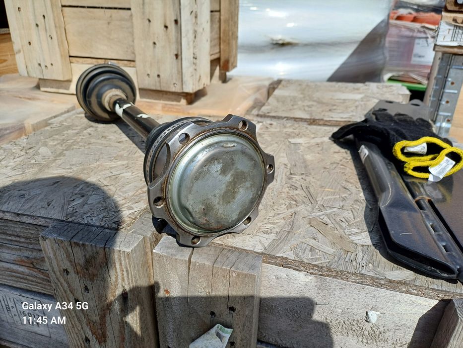 Привод (граната) АКПП Гольф Венто Пассат