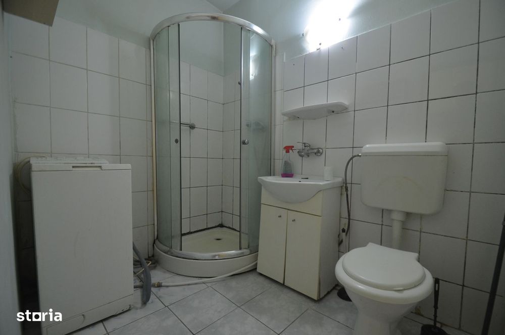 Garsoniera de inchiriat in Girocului