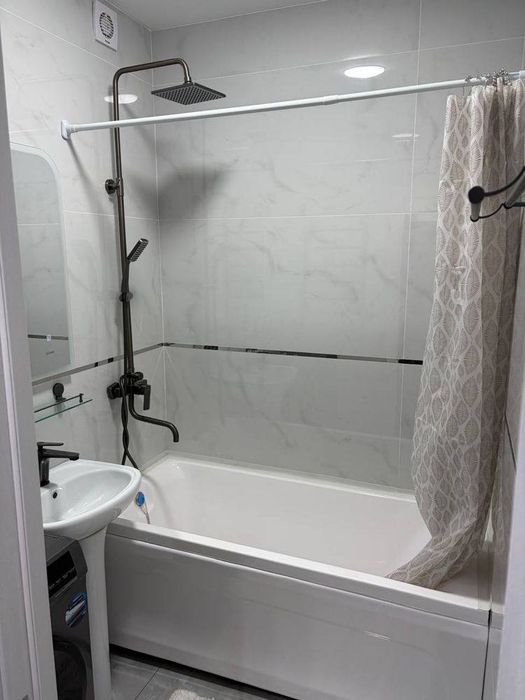 Чиланзар 6 квартал 1-2/1/4 квартира укомплектована