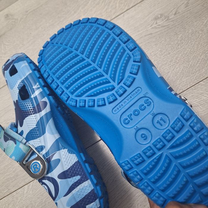 Papuci Crocs x Bape