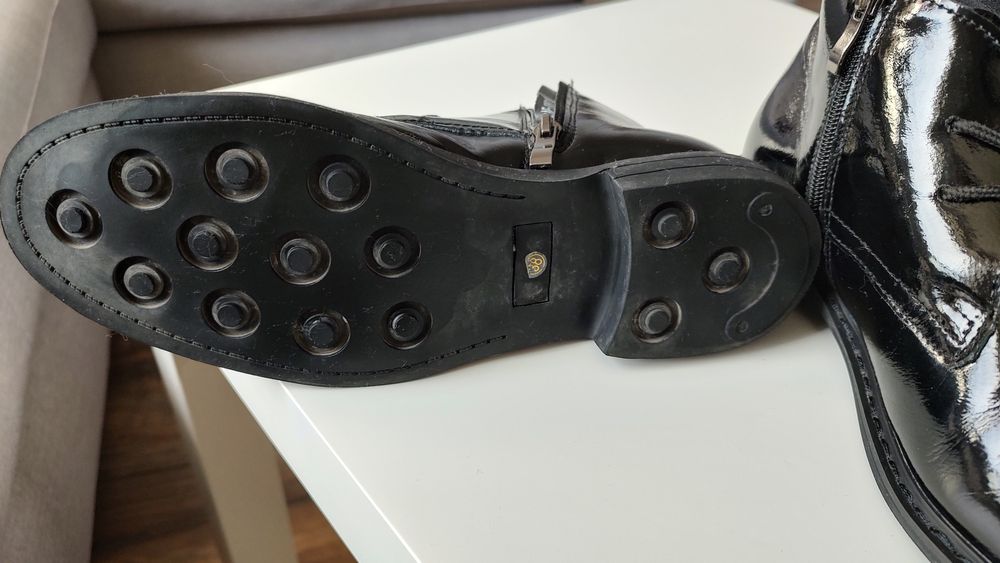 Дамски боти естествен лак