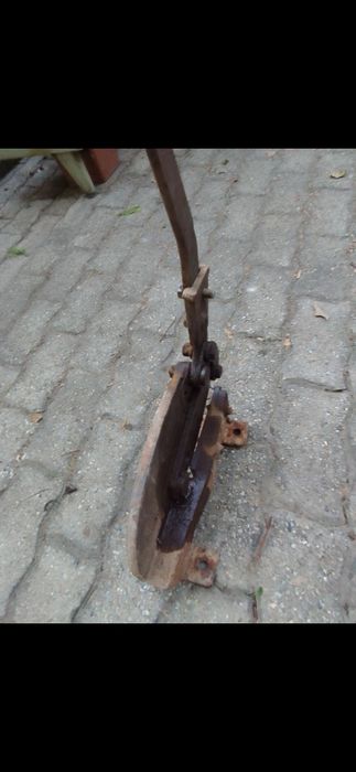 Foarfeca tip ghilotina