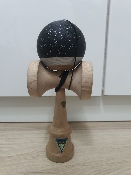Kendama Custom (ken lambo krom,tama revo clear okendama)