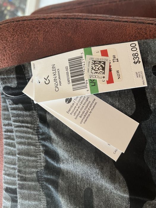 Нов тийн клин Calvin Klein