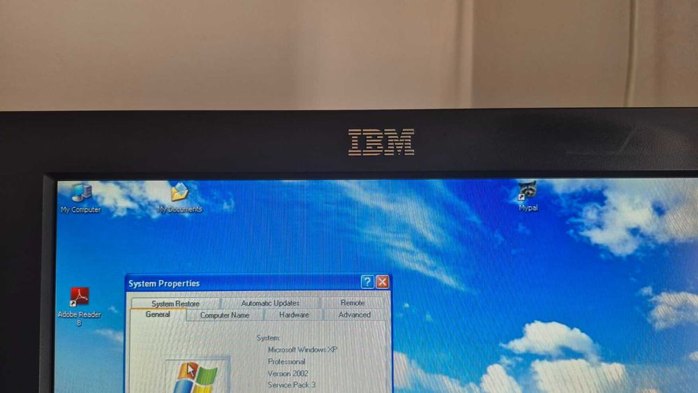 Sistem retro IBM/Lenovo cu XP