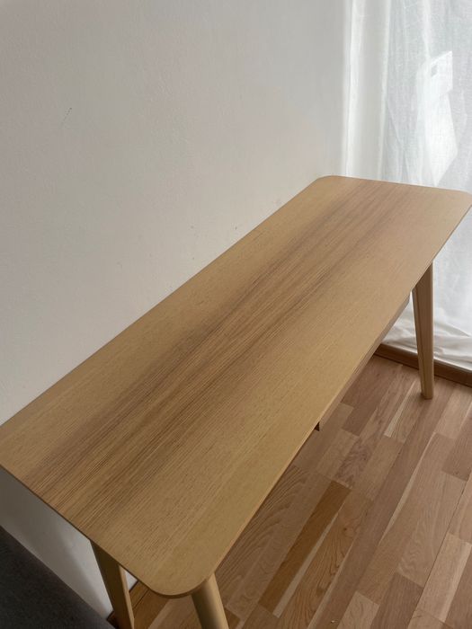 Работна маса/бюро Ikea Lisabo и стол Еames