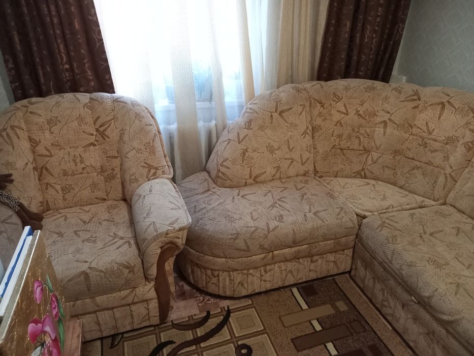 Угловой диван с креслом