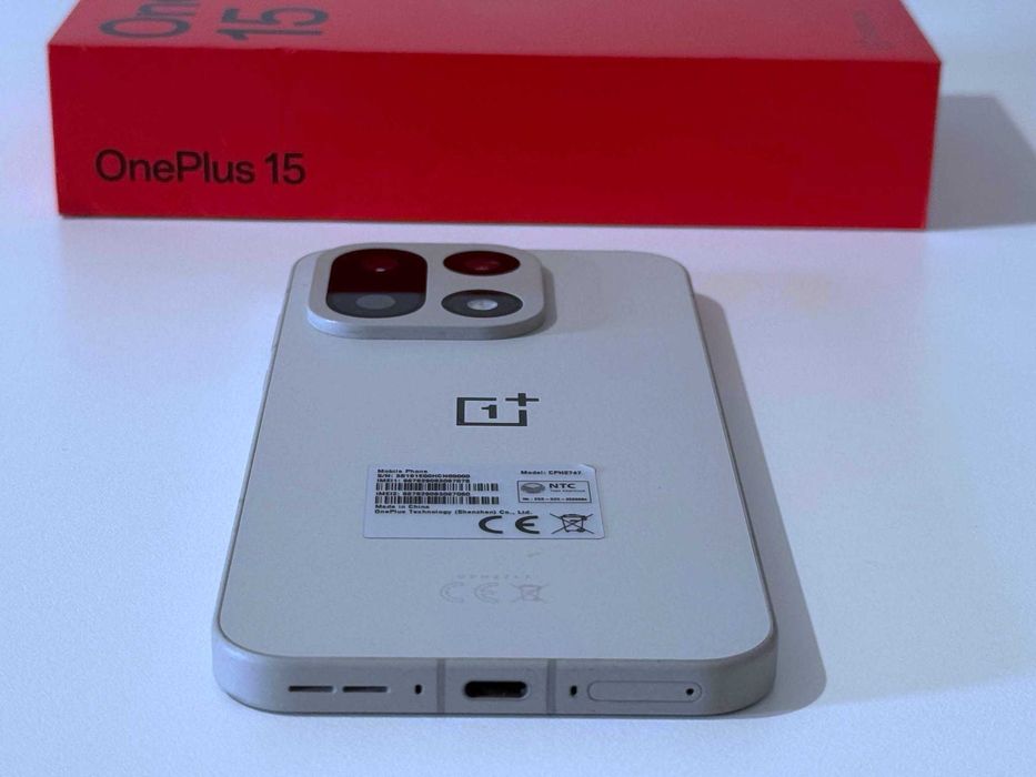 Бартер! 19м.Гаранция! OnePlus 15 512/16GB Sand Storm (Бял) 100% Батерия! Глобален.