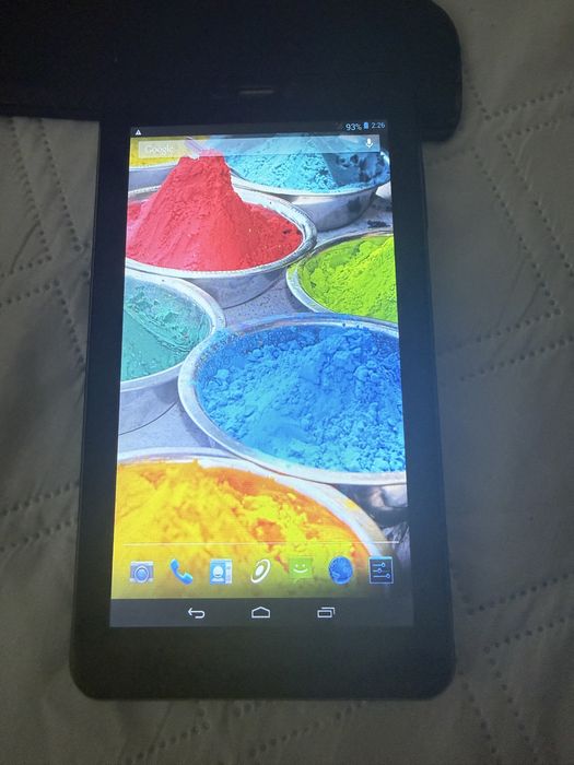 Vând tabletă E-Boda – model Z700