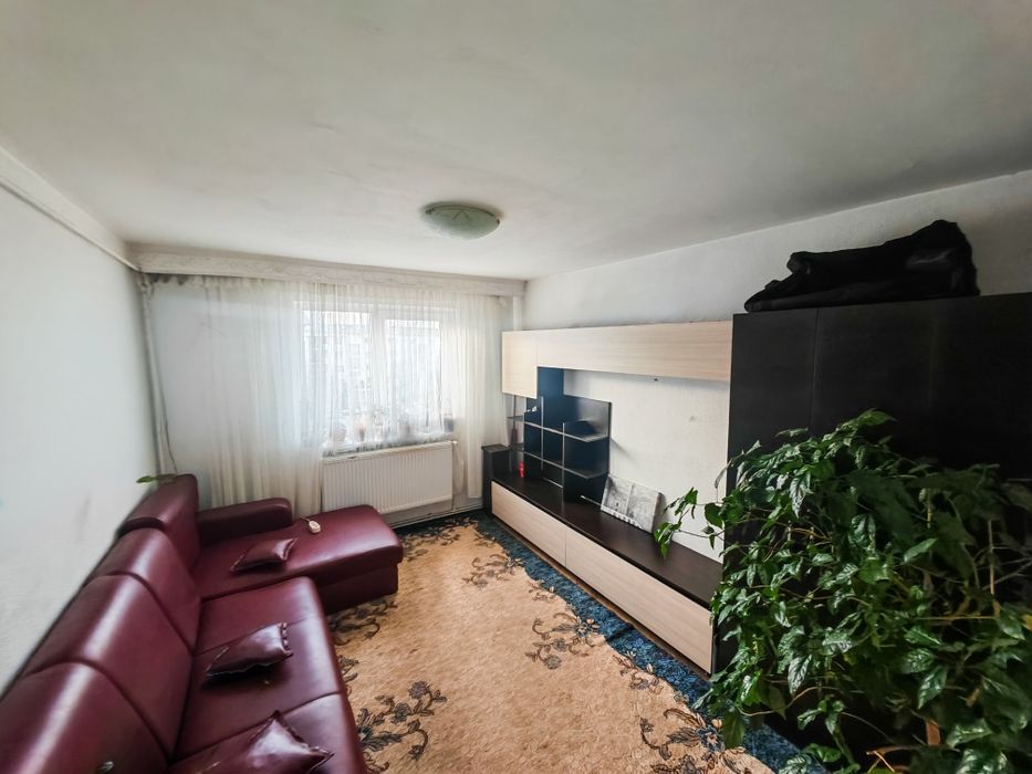 Proprietar vând apartament 3 camere