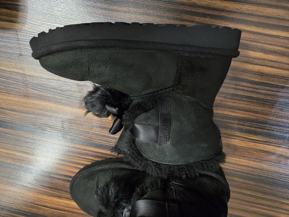 Велурени боти UGG Gita, Черени