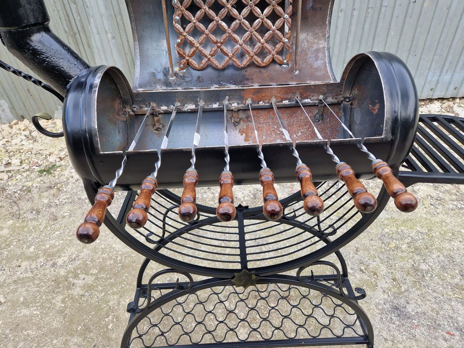 Мангал гриль с крышкой