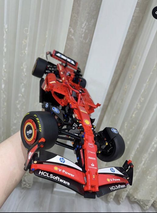 Lego Technic Ferrari SF-24