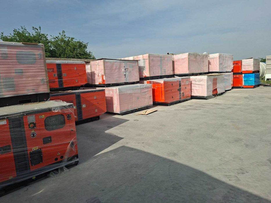 Дизельный генератор ишлаб чикарувчи томонидан сотилади