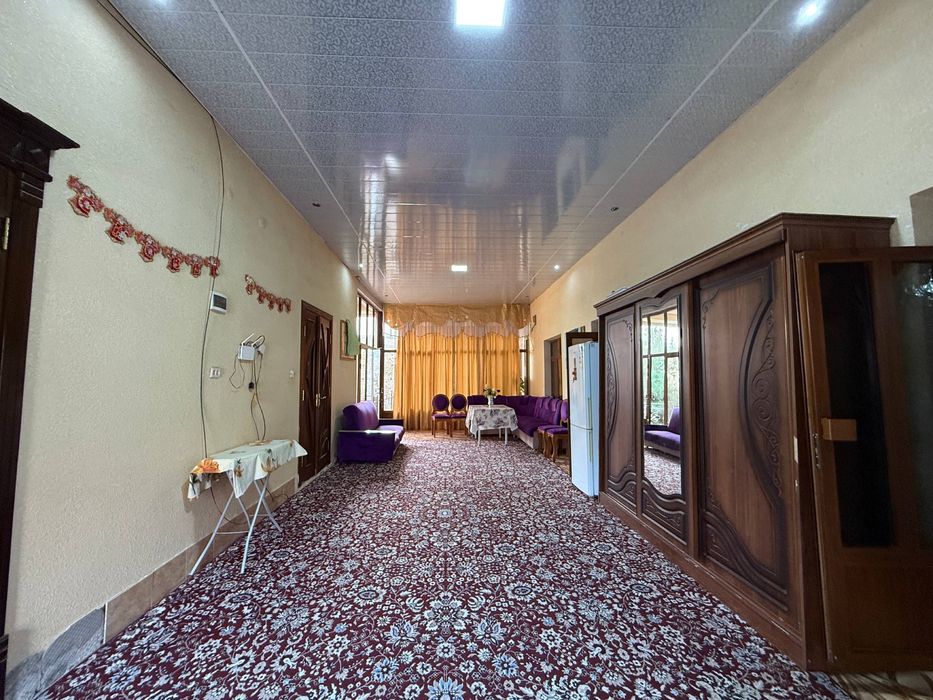 Tayyor 4 sotiqli zor lokatsiyadan hovli sotiladi